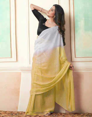 Riddhi textile Hub Woven Handloom Georgette Saree(Yellow)
