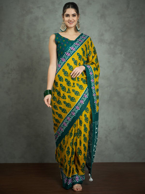 Sareemall Printed Ikkat Cotton Blend Saree(Mustard)