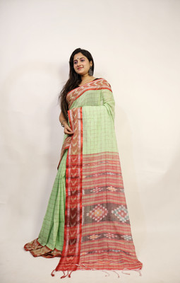 Angona Textile Checkered, Striped, Woven Ikkat Pure Cotton Saree(White)