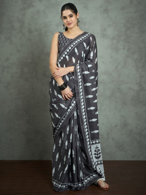 Tasrika Printed Ikkat Cotton Blend Saree(Grey)