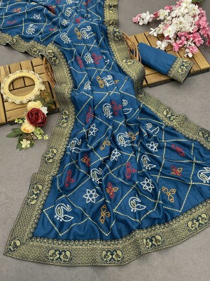 Vrati Creation Embroidered Bandhani Art Silk, Jacquard Saree(Blue)