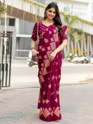 Divastri Printed Daily Wear Silk Blend Saree(Magenta)