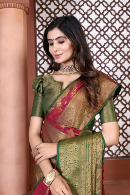 jayant creation Self Design, Woven Banarasi Silk Blend, Jacquard Saree(Red)