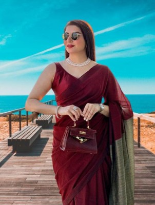 Sulekha Handloom Solid/Plain Bollywood Cotton Blend Saree(Maroon)