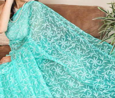 Afia Lucknowi Chikankari Embroidered Lucknow Chikankari Georgette Saree(Light Blue)