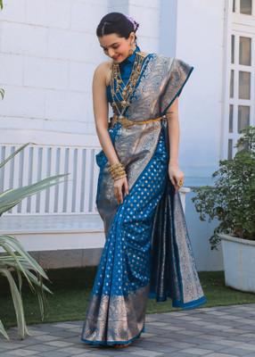 sarify creation Floral Print Kanjivaram Silk Blend Saree(Multicolor)