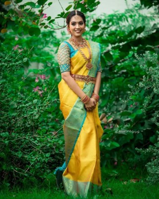 KAKADIYA Woven Kanjivaram Pure Silk Saree(Yellow)