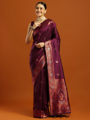 Tasrika Woven Banarasi Silk Blend Saree(Maroon)
