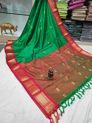 NST5 Woven Kanjivaram Cotton Silk, Organza Saree(Green, Red)