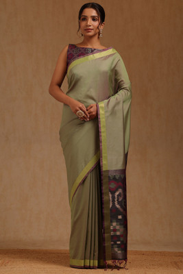 soch Solid/Plain Saree with Attached Blouse Silk Blend Saree(Green)
