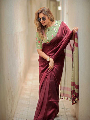 FASHIONIUM Solid/Plain Handloom Cotton Blend Saree(Black)