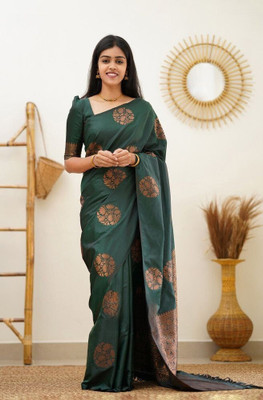 Handsel Woven Banarasi Jacquard, Silk Blend Saree(Green)