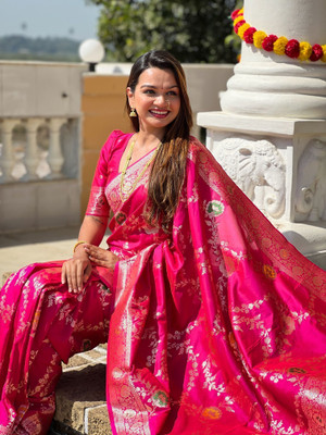 Margi Designers Woven Kanjivaram Pure Silk, Jacquard Saree(Pink)