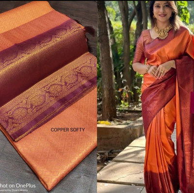 Divastri Self Design Banarasi Viscose Rayon Saree(Red)