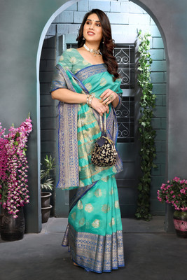 Soor Panchi Woven Kanjivaram Jacquard Saree(Light Green)