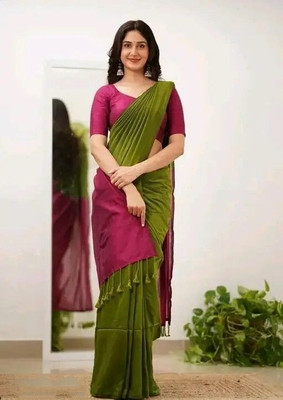 Amita Collections Solid/Plain Daily Wear Pure Cotton Saree(Green, Pink)
