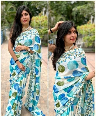 Nayana Cretion Printed Bollywood Linen Saree(Multicolor)