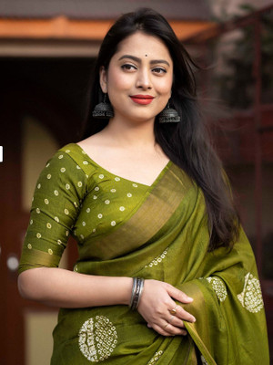 BADE SUHANE Printed Bollywood Cotton Silk Saree(Green)