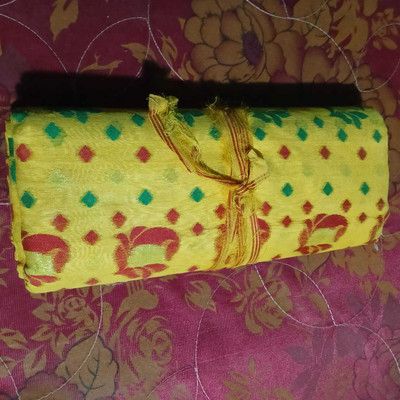 Roymart Woven, Floral Print, Geometric Print Assam Silk Cotton Silk Saree(Multicolor)