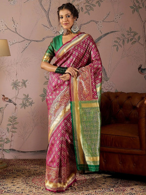 Vichitra Woven, Self Design Banarasi Silk Blend, Jacquard Saree(Multicolor)