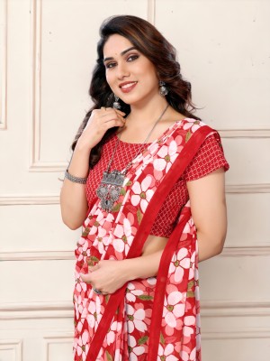 THE URBAN DIVA Floral Print Bollywood Georgette Saree(Red, White)