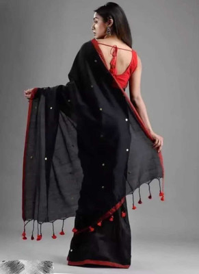Balika bodhu Solid/Plain Handloom Pure Cotton Saree(Black, Red)