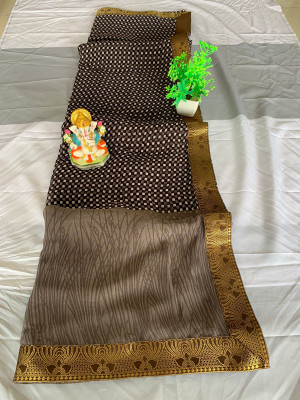 BLEESBURY Printed, Self Design, Geometric Print, Graphic Print, Floral Print, Polka Print, Solid/Plain Bollywood Georgette, Chiffon Saree(Brown)