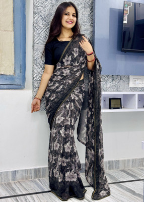 TELIRAJ.FASHION. Printed Bollywood Georgette Saree(Black)