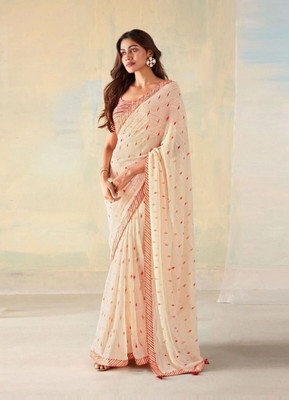 ROOP SUNDARI SAREES Geometric Print Bollywood Georgette, Viscose Rayon Saree(Cream)