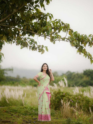 VrajVihar Woven Mekhela Chador Pure Silk Saree(Multicolor)