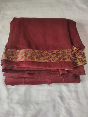 Adishree Solid/Plain Daily Wear Silk Blend Saree(Maroon)