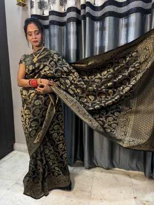 Banaras silk palace Woven Banarasi Silk Blend Saree(Black)