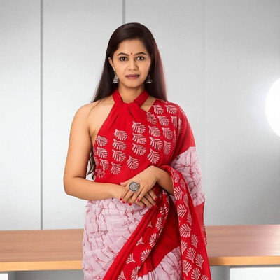 Alexa Fashion Floral Print Daily Wear Cotton Blend Saree(Red)