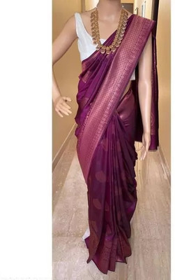 Amrut Collection Embellished Banarasi Silk Blend Saree(Purple)