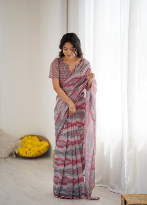 ROOP SUNDARI SAREES Geometric Print, Printed Daily Wear Georgette Saree(Grey)