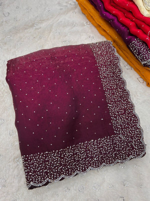 STITCH N SOLUS Embellished, Solid/Plain Bollywood Georgette Saree(Maroon)