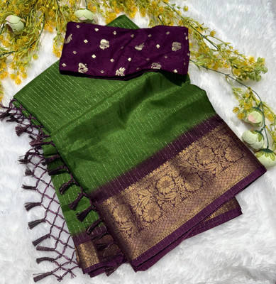 Ambaji enterprise Self Design Daily Wear Raw Silk Saree(Green)