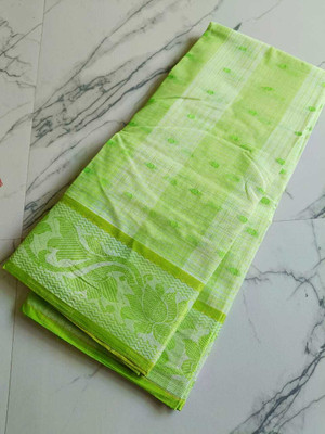 J KunduHouse Self Design Tant Pure Cotton Saree(White)