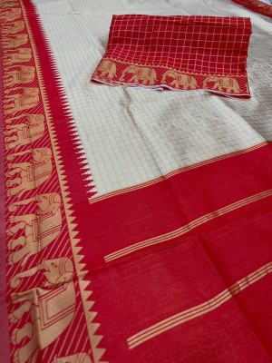 Prutha Fashions Self Design Banarasi Jacquard Saree(Red)