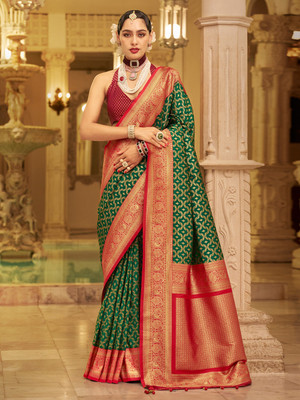 ANOUK Woven Kanjivaram Silk Blend Saree(Green)