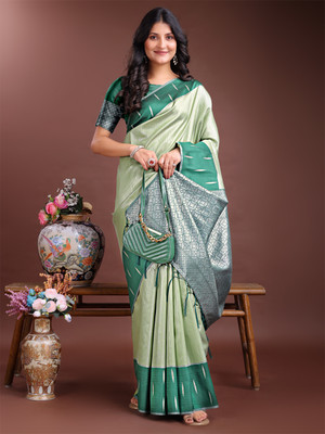Tasrika Self Design Banarasi Cotton Silk Saree(Green)