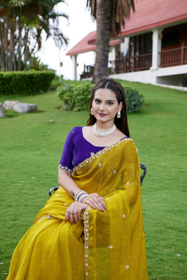 Zari and Ziba Solid/Plain Bollywood Jimmy choo Saree(Yellow)