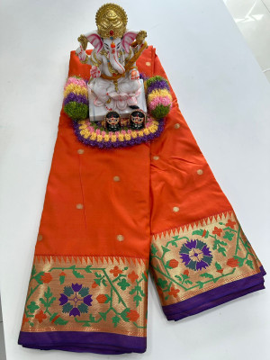 SICHYAH Embellished Paithani Silk Blend Saree(Orange)
