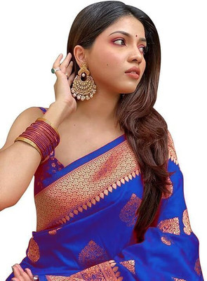 SOMVATI Woven, Self Design, Embellished Kanjivaram Art Silk, Jacquard Saree(Light Blue)