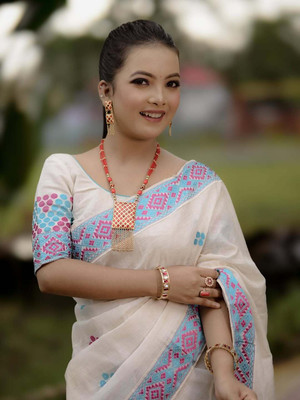 Sheden Lopez Creation Woven Mekhela Chador Cotton Blend Saree(White)