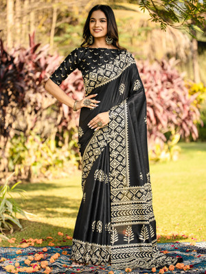 Divastri Printed Daily Wear Cotton Blend Saree(Black)