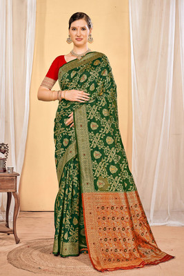 zamuna Woven Banarasi Silk Blend Saree(Green)