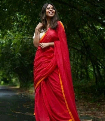 GHOS HANDLOOM Solid/Plain Handloom Cotton Blend Saree(Red)