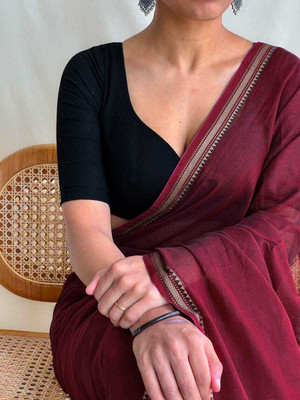 ROONG DHAGAA Woven Handloom Cotton Blend Saree(Maroon)