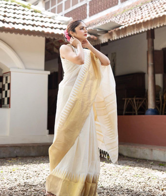 WOMENELEGENCE Woven Kanjivaram Pure Silk Saree(White)